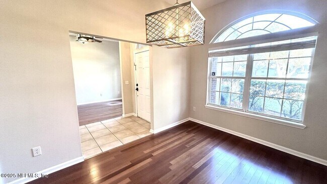 Foto del edificio - 4721 E Catbrier Ct