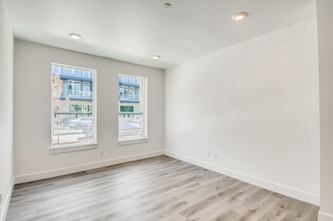 Foto del edificio - 3955 N Vancouver Ave