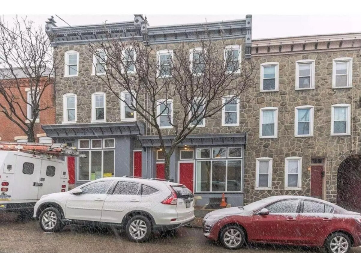 3513 Conrad St Unit A, Philadelphia, PA 19129 Apartments in