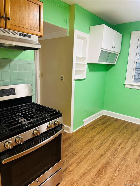 Foto principal - 631 E 235th St