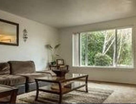 Foto del edificio - 416 22nd Ave SW
