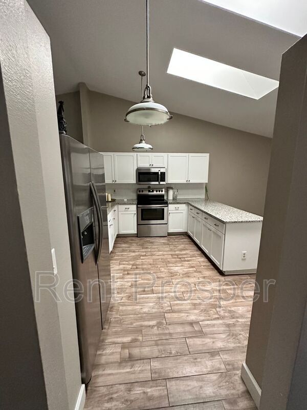 Building Photo - 7931 Merrimac Cove Dr