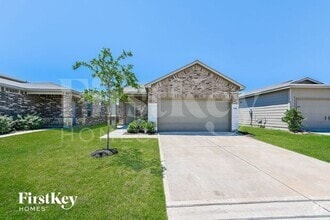 Building Photo - 2722 Skyview Long Dr
