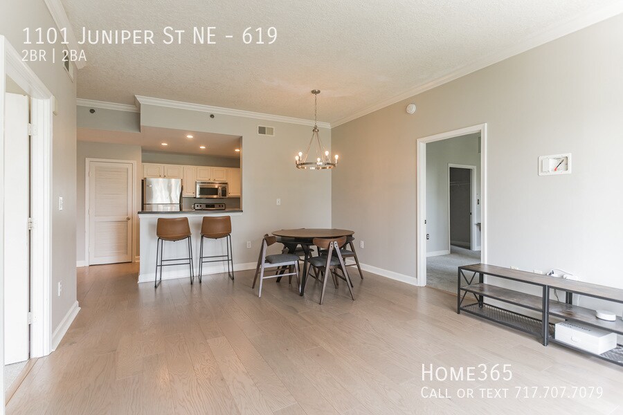 Primary Photo - Beautiful 2 Bedroom 2 Bathroom Condo - Rea...