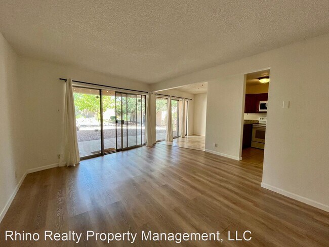 Building Photo - 2 br, 2 bath House - 4717 Country Club LN ...