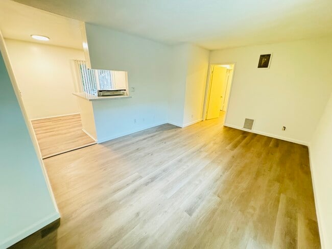 UNIT #1 LIVING ROOM - 7548 Lexington Ave