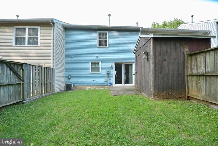 Foto del edificio - 8511 White Pine Dr