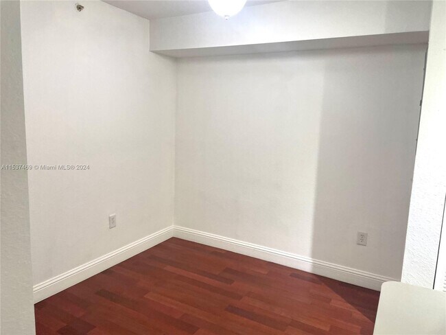 Building Photo - 15440 SW 284th St