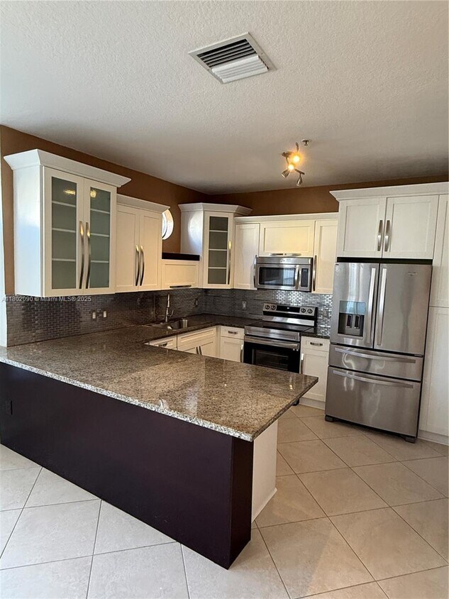 Foto principal - 4435 SW 160th Ave