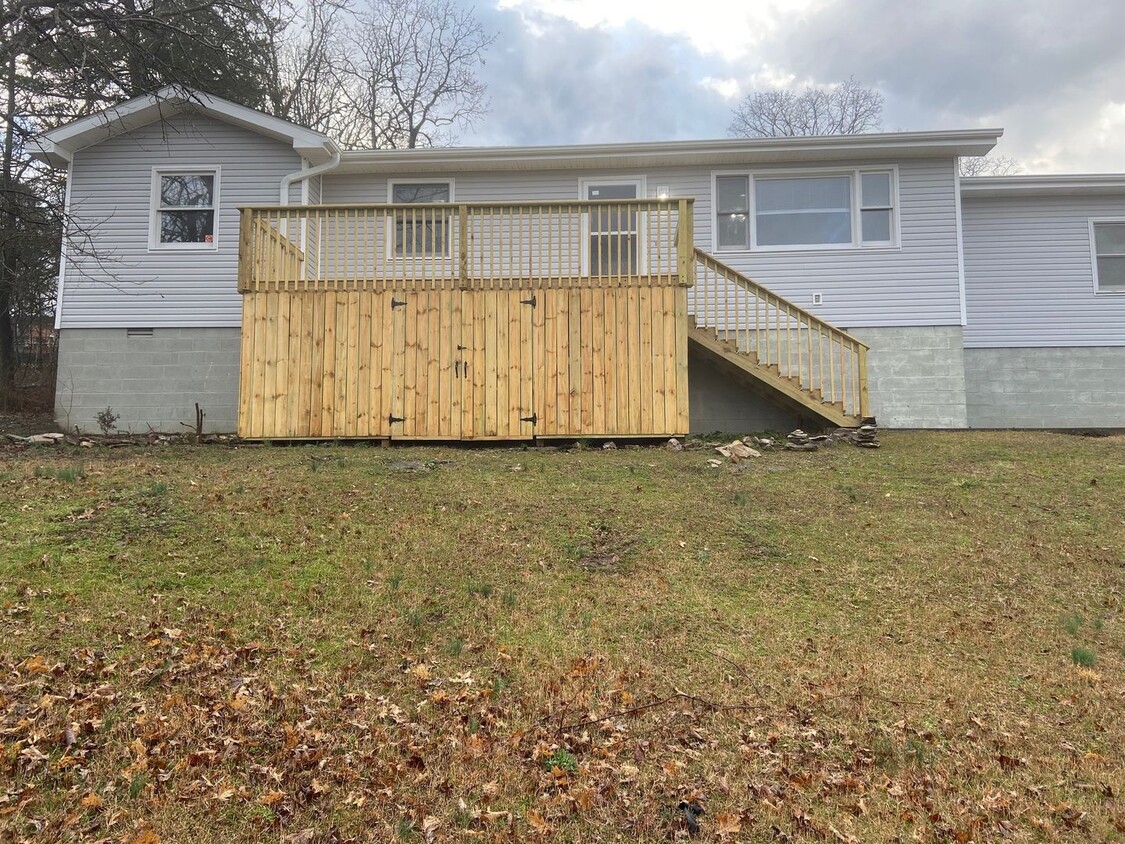 Primary Photo - Single Family Home in Branson