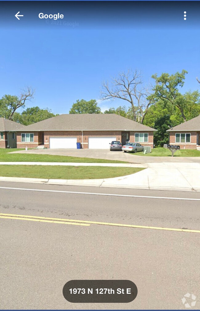 Building Photo - 1827 N 127th St E