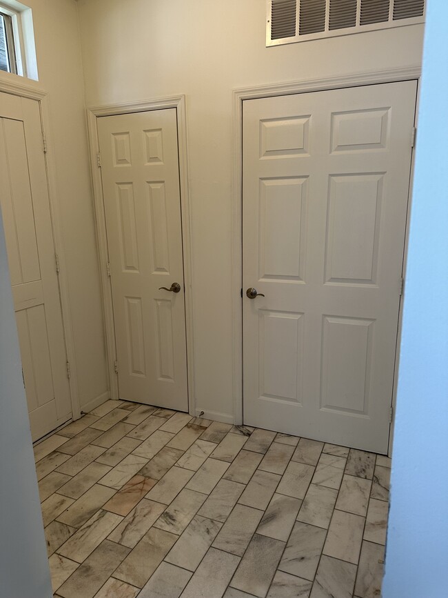 Building Photo - 6209 Craughwell Ln