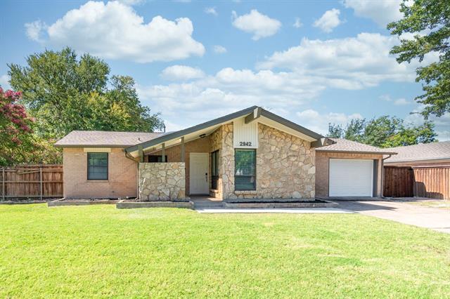 Primary Photo - 2942 Esterbrook Dr