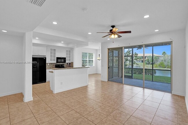 Building Photo - 8231 NW 127th Ln