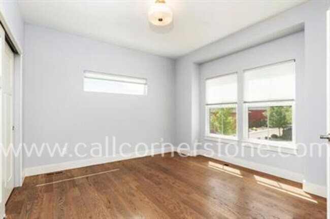 Foto del edificio - 314 Eclipse Dr