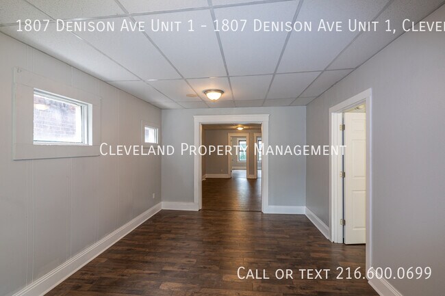 Foto del edificio - 1807 Denison Ave