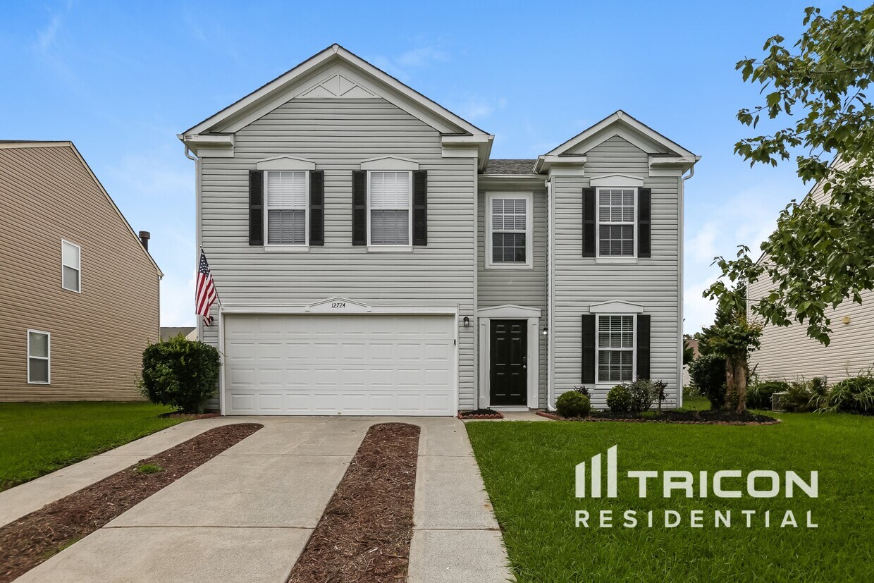 Foto principal - 12724 Frank Wiley Ln