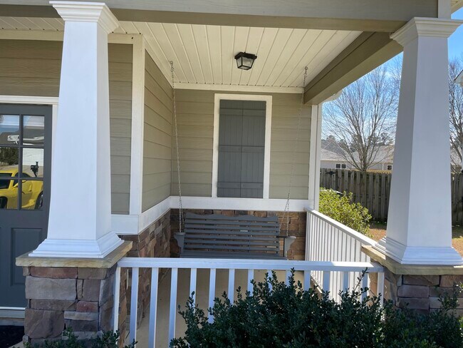 Building Photo - 155 Tahoe Drive