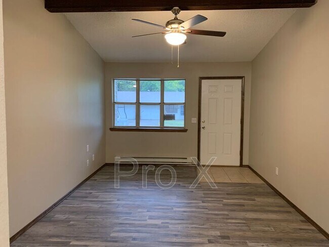 Building Photo - 8457 S Shadow Ln