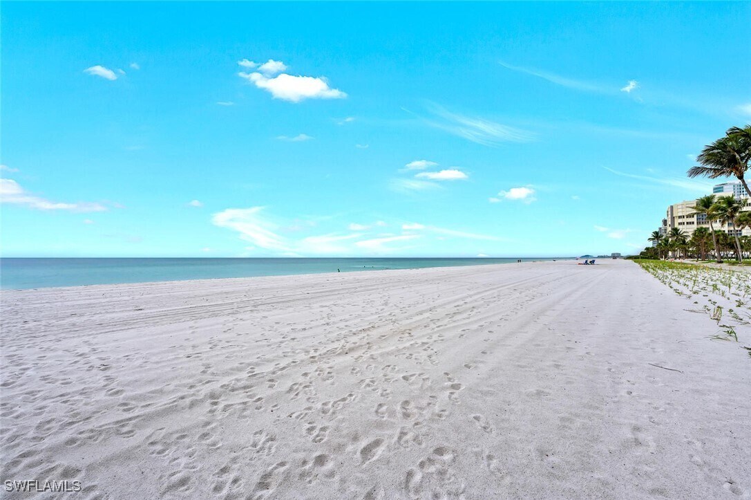 Primary Photo - 4001 Gulf Shore Blvd N