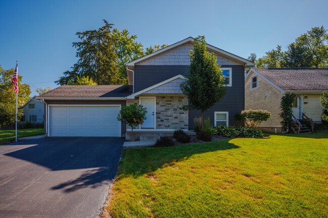 Building Photo - 6019 248th Ave