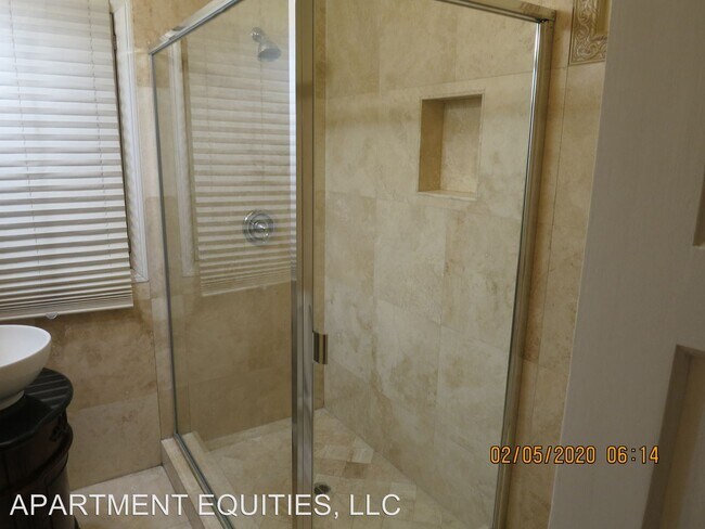 Foto del edificio - 6530 W 6th St