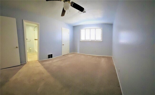 Building Photo - 1353 Ramada Dr