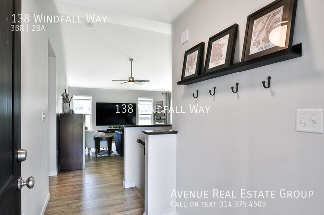 Foto del edificio - 138 Windfall Wy
