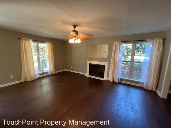 Building Photo - 3 br, 2.5 bath House - 7801 Bella Vista Court