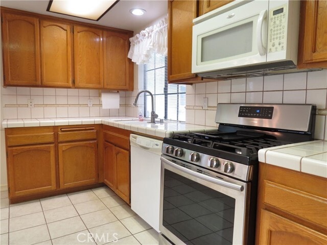 Foto del edificio - 19424 Crystal Ridge Ln