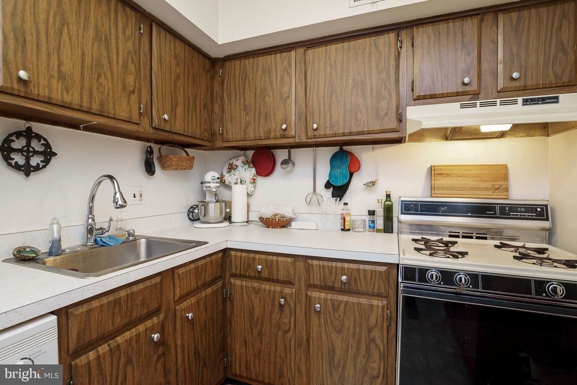 Foto principal - 202 Stony Way