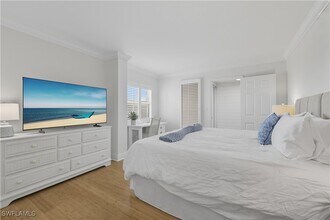 Building Photo - 3443 Gulf Shore Blvd N