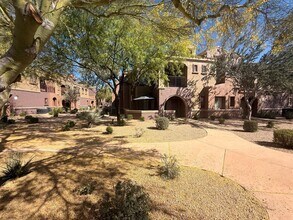 Building Photo - 3935 E Rough Rider Rd