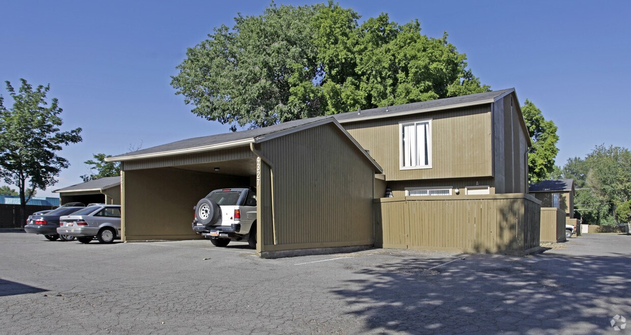 Primary Photo - Maplewood Estates