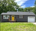 Primary Photo - Cute 2 Bed, 1 Bath Home in Raytown – Updat...