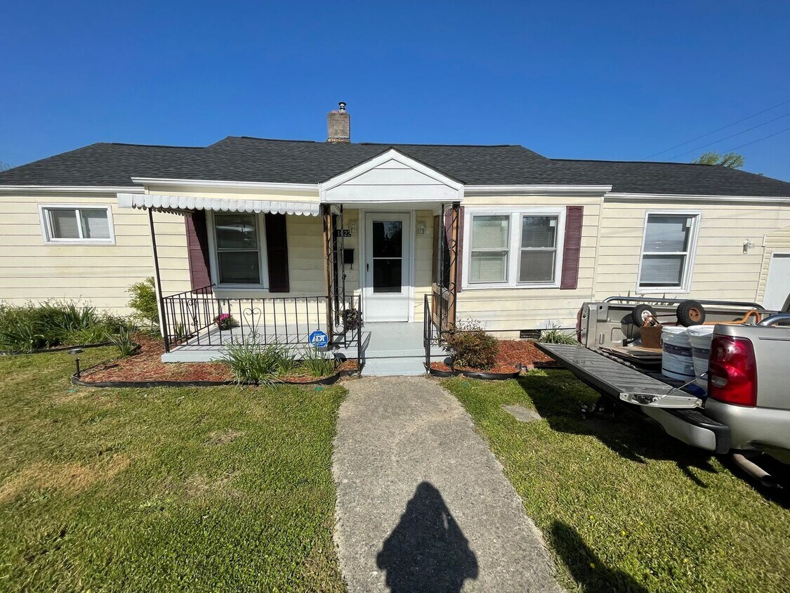Foto principal - 3 Bedroom Convenient to Downtown and A&T