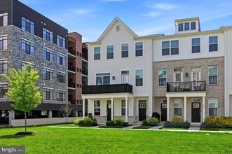 Building Photo - 933 Anvil Ct.
