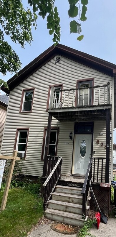 Foto del edificio - 628 End Ct