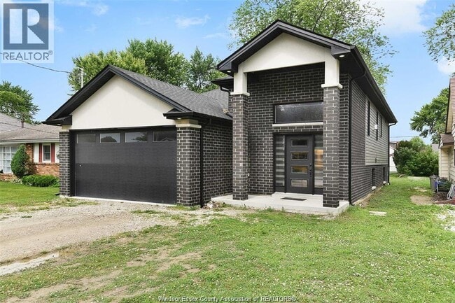 Building Photo - 522 Lesperance Rd