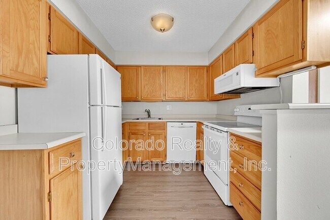 Building Photo - 11937 E Harvard Ave
