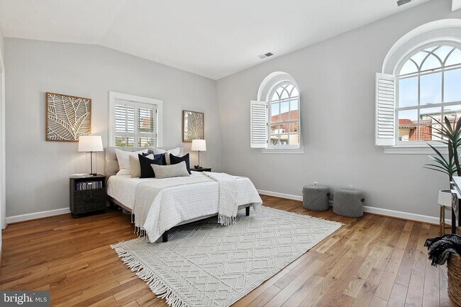 Foto del edificio - 1426 21st St NW