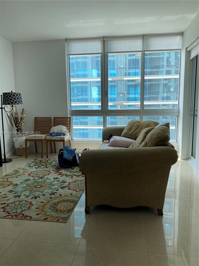 Building Photo - 300 S Biscayne Blvd