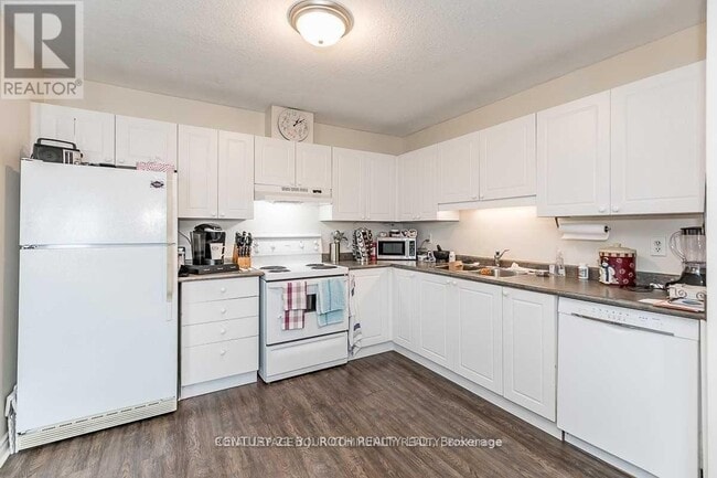 Building Photo - 48 Cassandra Dr