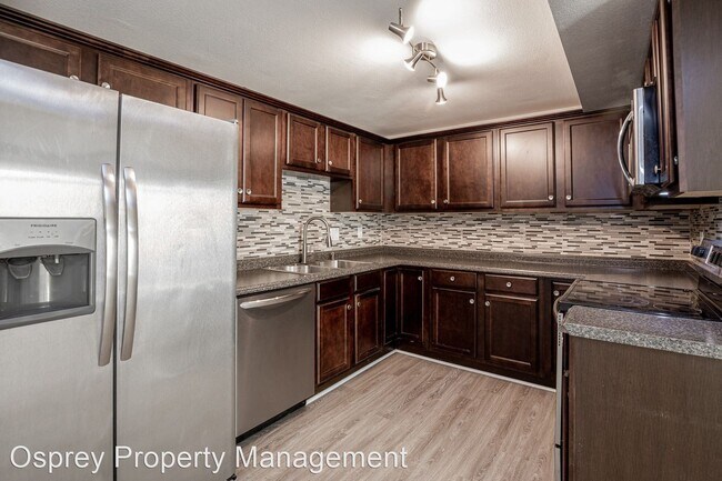 Foto del edificio - 3 br, 1.5 bath House - 3393 Lakecrest Rd