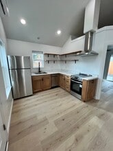 Building Photo - 1144 Helena St