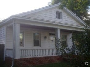 Building Photo - 1905 5th Ave