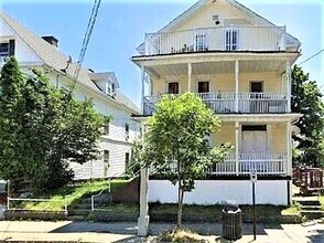 Building Photo - 72 Pocasset Ave
