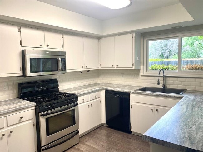 Foto del edificio - 11505 Windermere Meadows