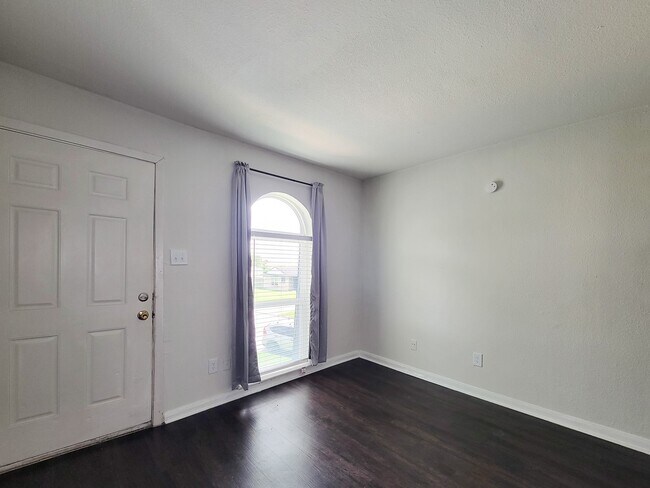 Foto del edificio - 101 Brookside Ln