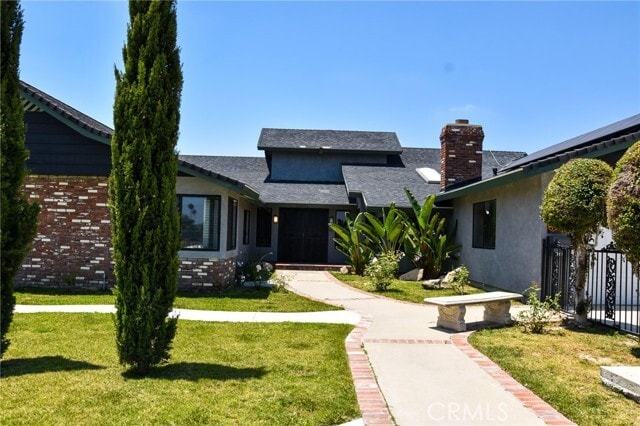 Primary Photo - 11801 Loara St